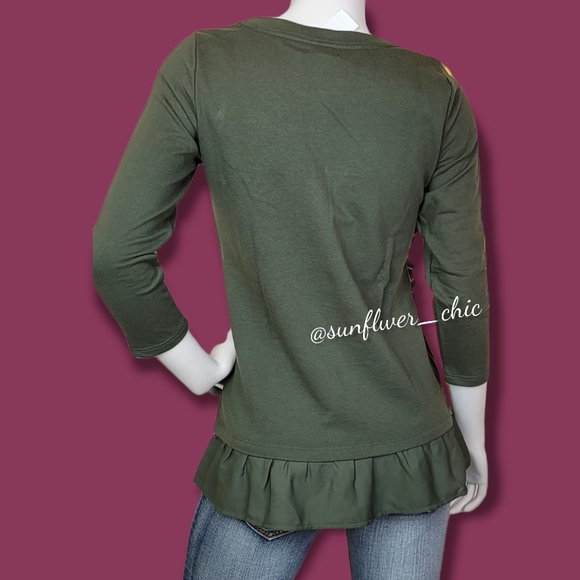 [NEW] Westport Brand Embroidered Flower Sweater - Picture 9 of 14